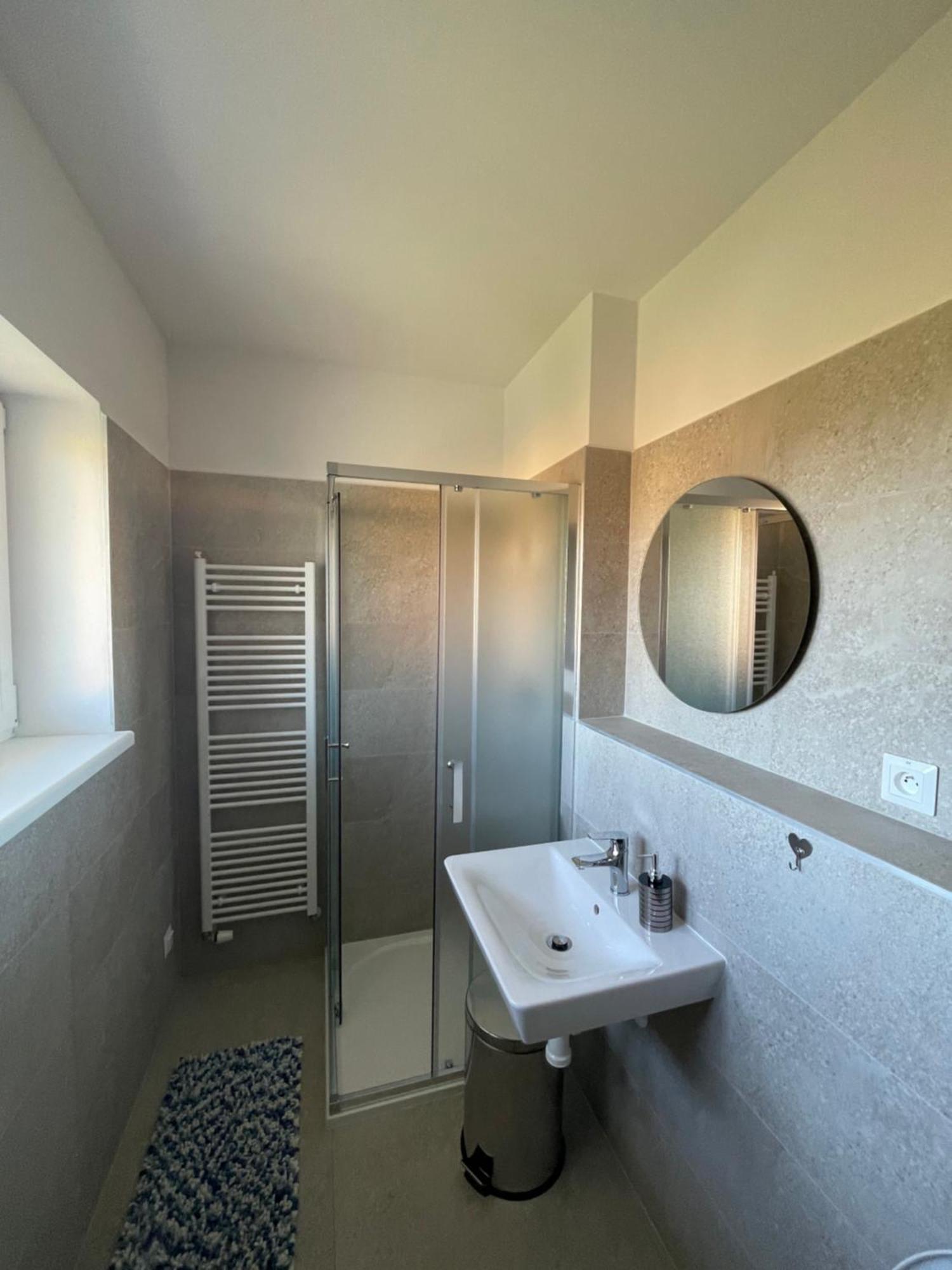 Zafir Hotel Dunajska Streda Bagian luar foto