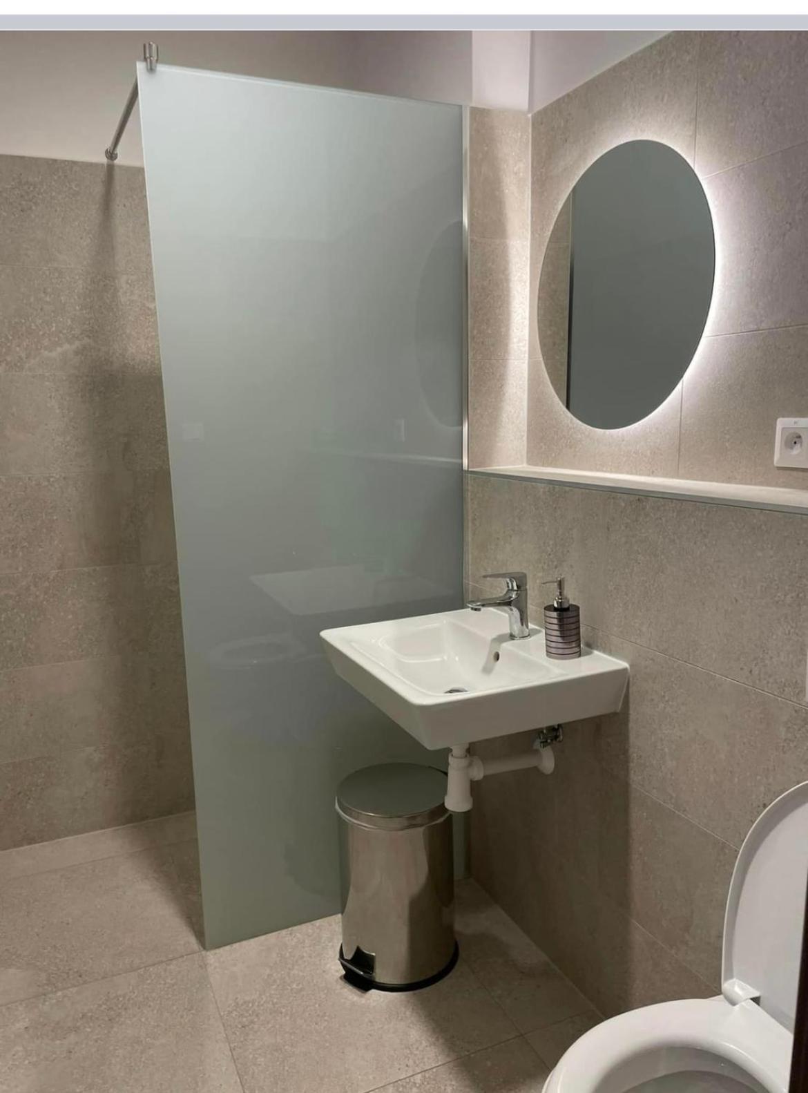 Zafir Hotel Dunajska Streda Bagian luar foto