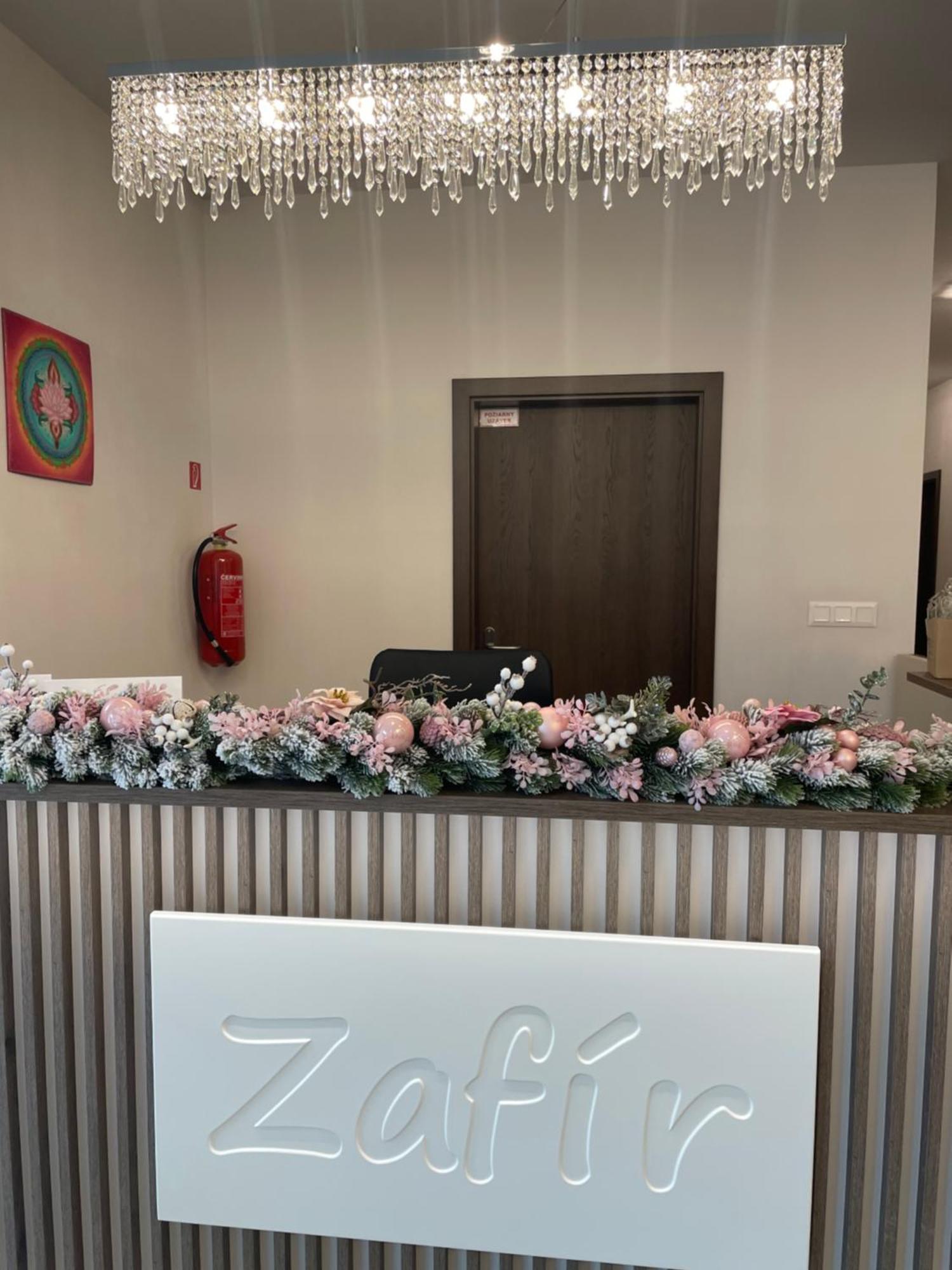Zafir Hotel Dunajska Streda Bagian luar foto